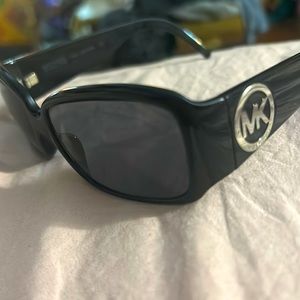 Authentic Michael Kor’s sunglasses like new black and silver with round MK logo
